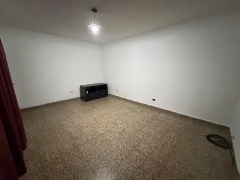 Depto Tipo Casa en Alquiler en Boulogne, $ 900.000
