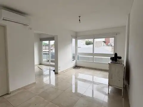 Departamento en Alquiler en Villa Saenz Peña, $ 800.000