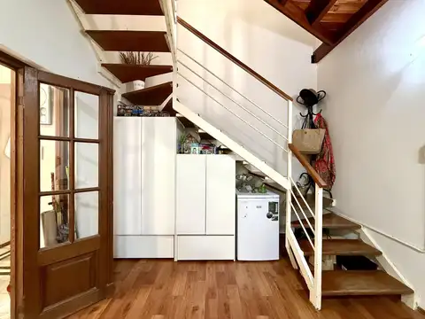 Depto Tipo Casa 3 ambientes con 2 baños