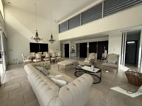 Casa en Venta en Canning, USD 520.000