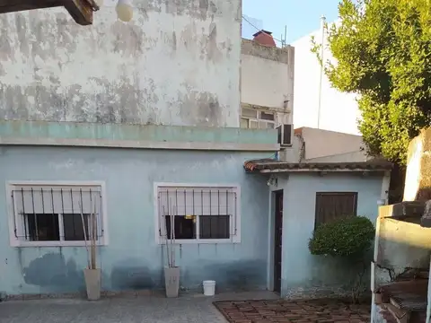 Casa - Venta - Argentina, Caseros - Av. Mitre 6000