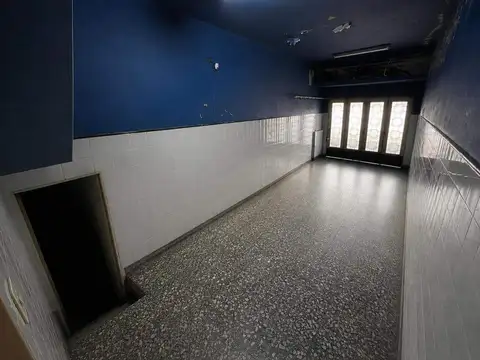 Casa 6 ambientes con 4 baños