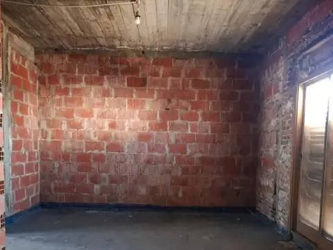 Depto Tipo Casa en Venta con 1 cocheras