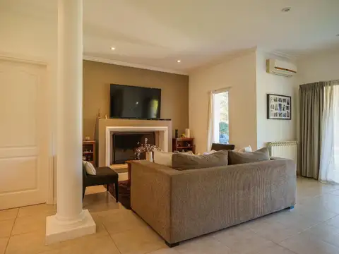 Casa en Venta al Noreste