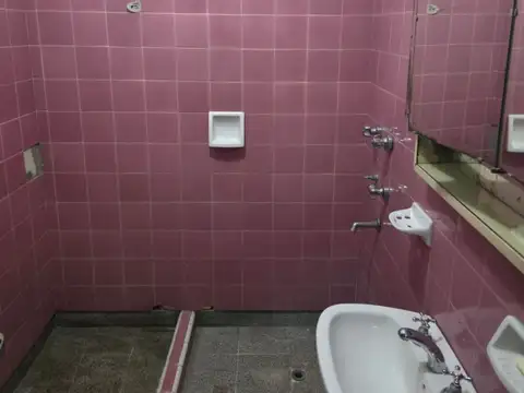 Local en Alquiler en Villa Lynch, $ 700.000
