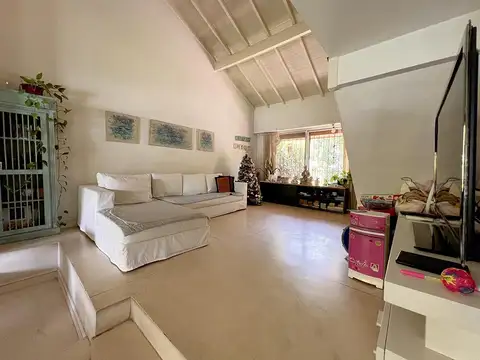 Casa en Venta en Lomas de San Isidro, USD 530.000