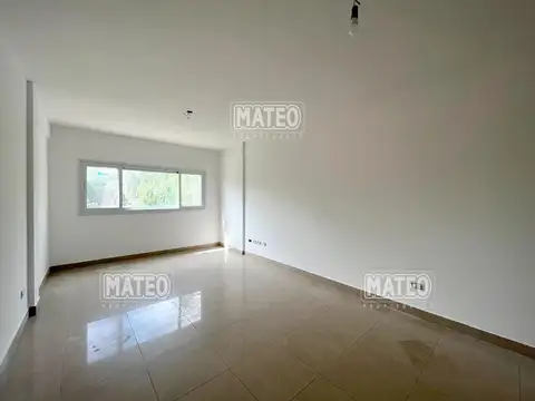 Oficina en Alquiler en Francisco Alvarez, $ 550.000