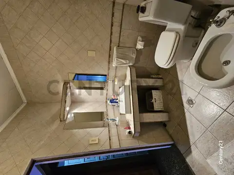 Destacada Casa de 4 Ambientes con Cochera Doble y Terraza en Villa Adelina