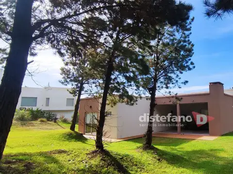 Casa 6 ambientes con 6 baños