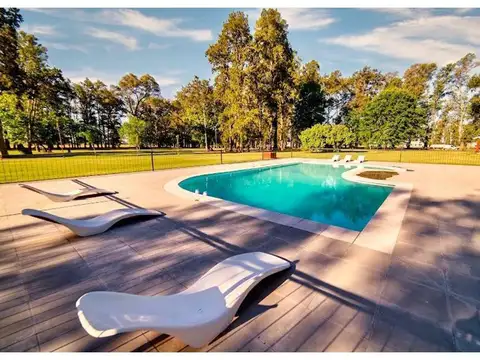 Terreno en Venta en Los Tres Pinos, USD 30.000