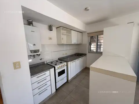 Departamento en alquiler de un dormitorio con cochera