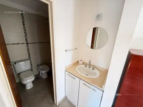 Departamento en Alquiler en Tolosa, $ 700.000