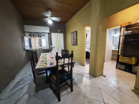 Depto Tipo Casa 5 ambientes con 2 baños