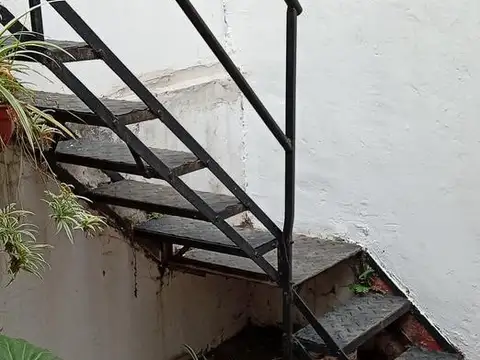 Depto Tipo Casa en Venta al Oeste