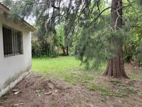 Casa 2 ambientes con 1 baño