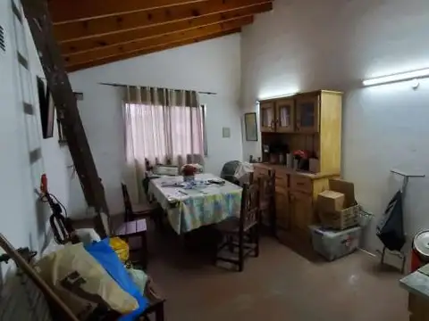 Vivienda sobre Belou 1150, ciudad de Glew 