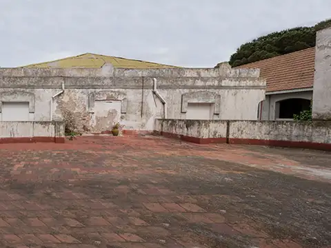 Hotel en Venta 106 años