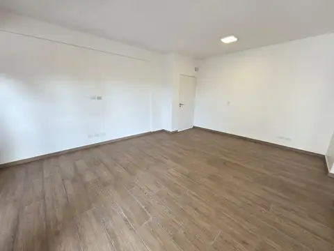 Departamento en Alquiler en Monte Castro, $ 900.000