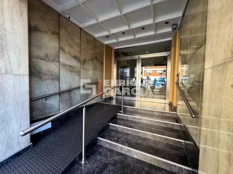 Avenida Olazábal 4900, Piso 1