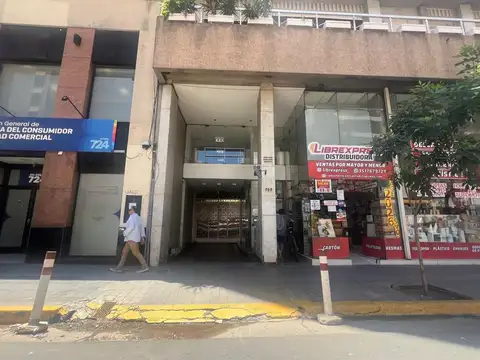 VENTA COCHERA AV COLON 720 CORDOBA 