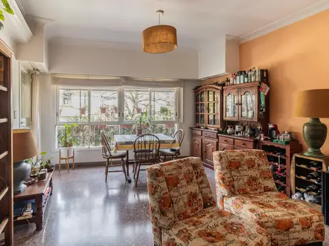 Depto Tipo Casa en Venta 60 años