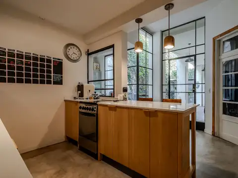 Casa en Venta con 1 cochera