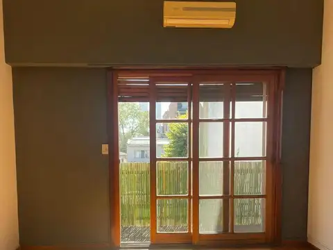 Depto Tipo Casa en Alquiler 50 años