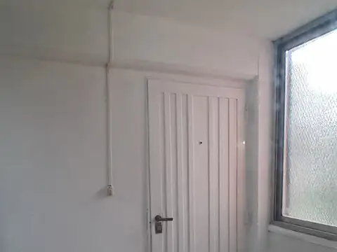COMO DEPARTAMENTO 1 PISO A MTS DE ALCORTA
