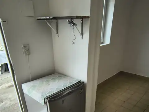 Tekenika 100, Piso pb