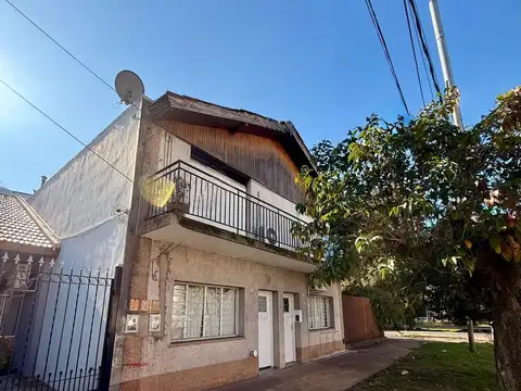 Depto Tipo Casa en Venta de 3 ambientes