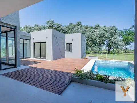 Club Medal House