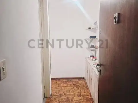 Presidente Roca 1200, Piso 3