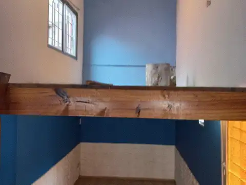 Depto Tipo Casa en Alquiler en Villa Dominico, $ 480.000