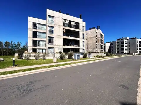 Departamento en Venta en Funes, USD 185.000