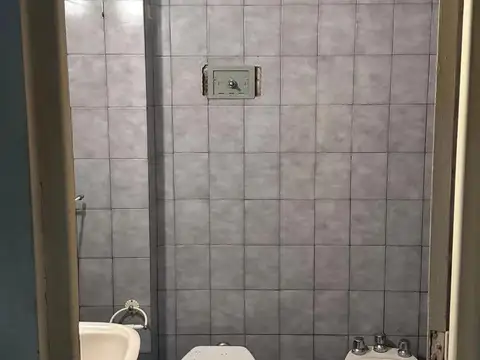 PH en alquiler - 1 Dormitorio 1 Baño - Valentin Alsina