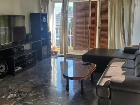 Estanislao Del Campo 690 , Piso 2