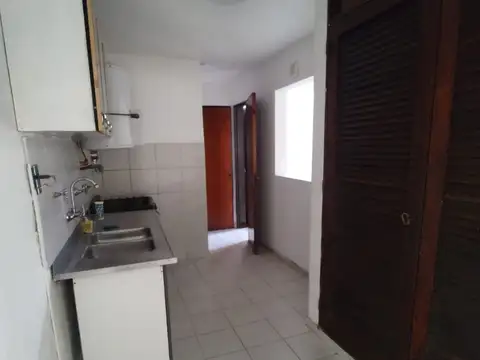 ALQUILO CASA FISHERTON