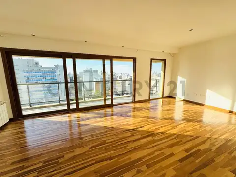 Departamento - piso a la venta en La plata