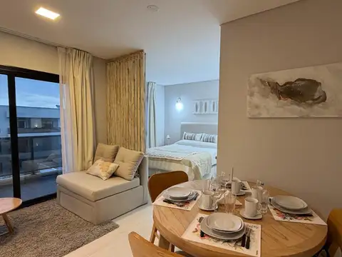 Departamento en Alquiler en Zona Centro, $ 750.000