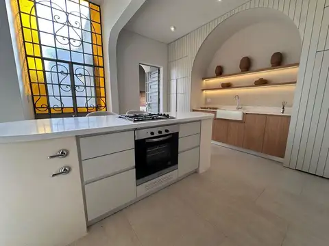 Casa 6 ambientes con 3 baños