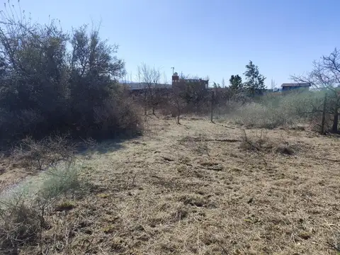 TERRENO EN VENTA, LOS ESPINILLOS, A 500 METROS DEL LAGO