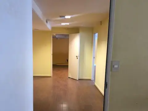 Carabelas 200, Piso 5