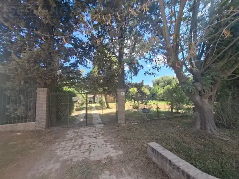 Venta casa zona comercial sobre lote 760 m2, Parque Sakura,  Exaltacion de la  Cruz