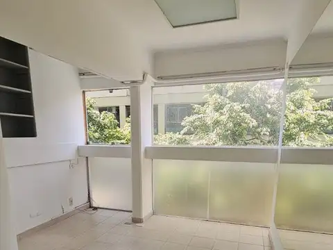 Oficina 3 ambientes con 1 baño