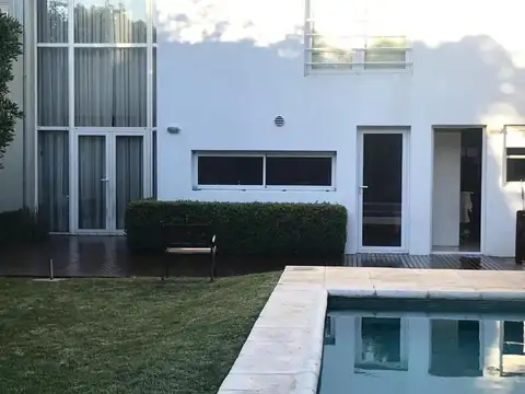 Importante Casa en Alquiler Temporario
