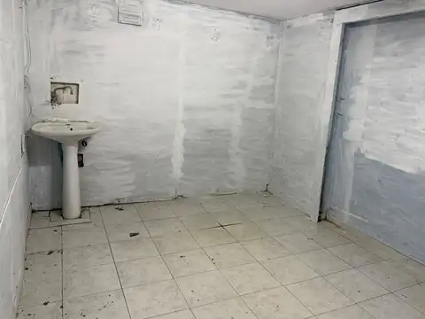 Local en Venta 40 años