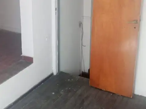 Depto Tipo Casa 5 ambientes con 2 baños