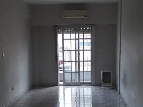 Alsina 100, Piso 3