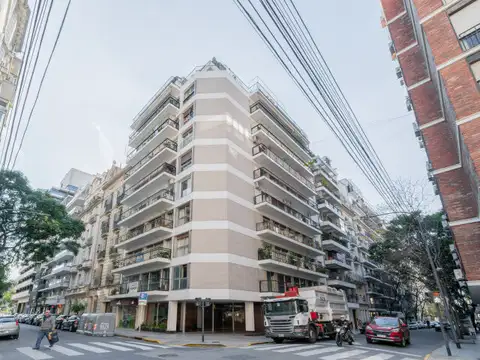 Departamento 5 ambientes con 4 baños