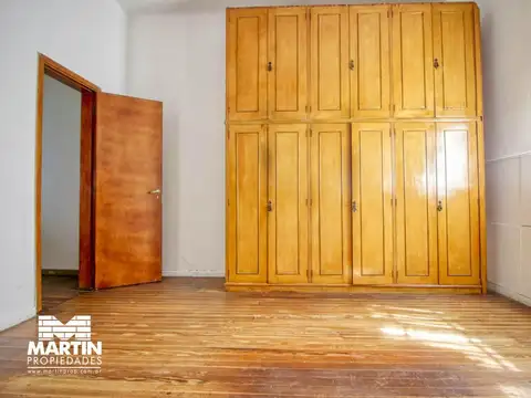 Casa 5 ambientes con 2 baños